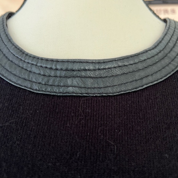 Etoile sweater set size L leather look trim black on black. Zip front - Picture 9 of 11